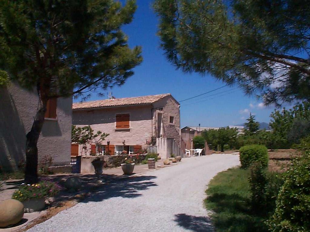 Villa Mas du Prescondu à Mirabel-aux-Baronnies Extérieur photo